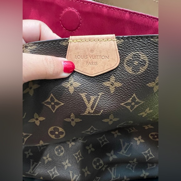 Auth Louis Vuitton MM monogram peony inside - Picture 12 of 12